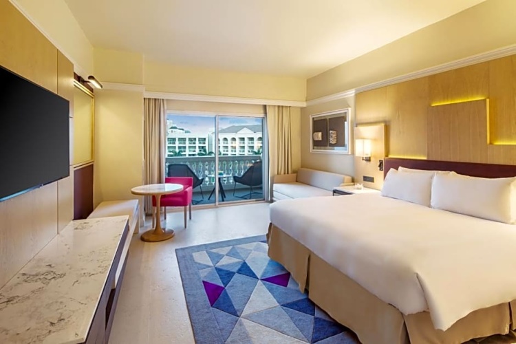 Double Club room