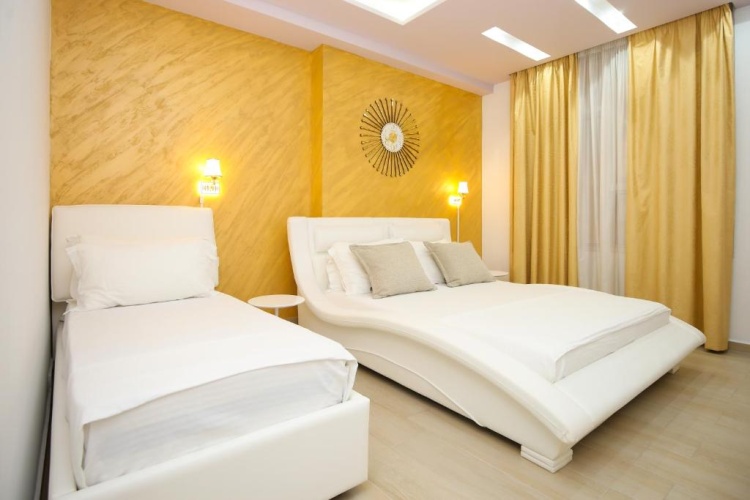 Classic Triple room