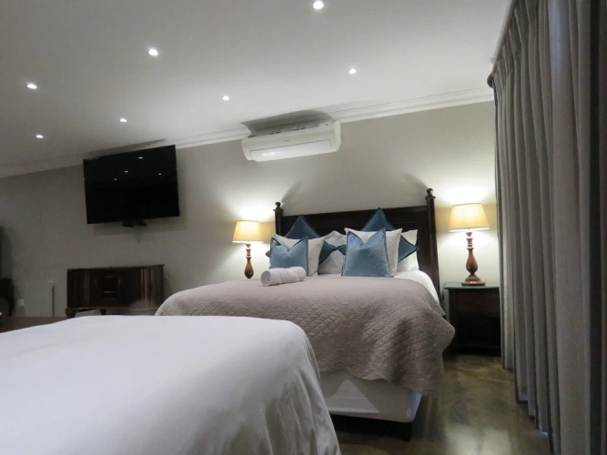 Superior Twin room with garden view