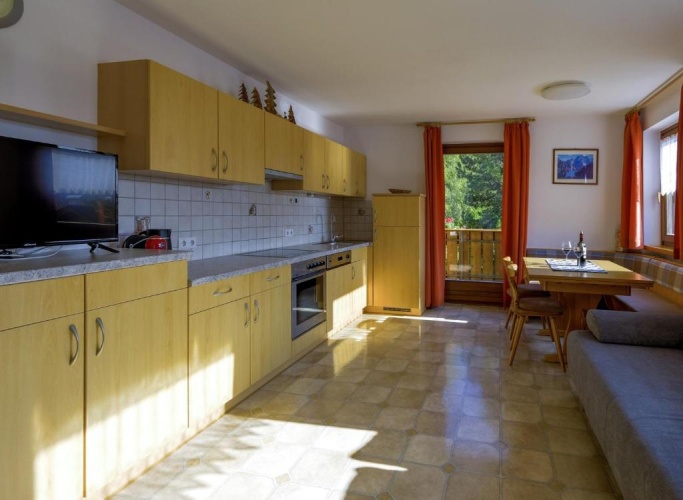 2 Bedrooms Apartment