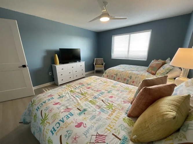 504 Brighton 2 Bedroom Condo