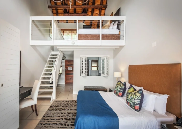 Apartment with balcony