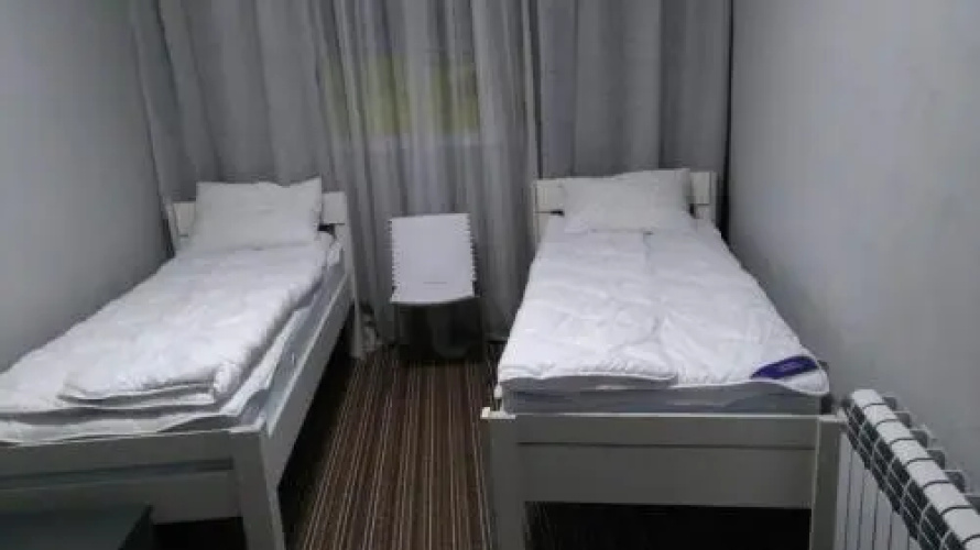 Hostel on Dragomanova 27
