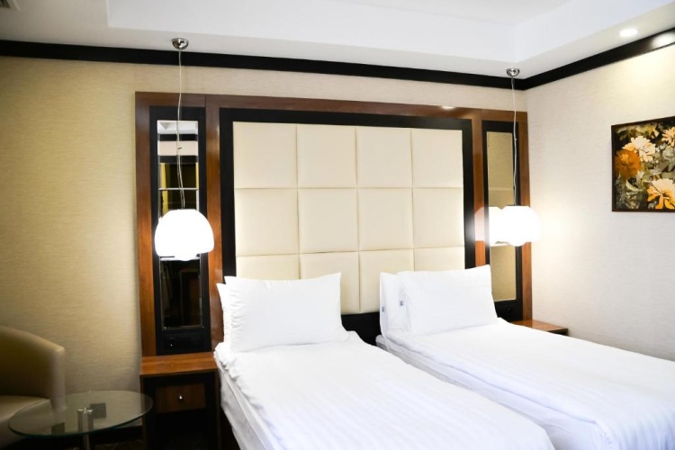 Standard Double room with view
