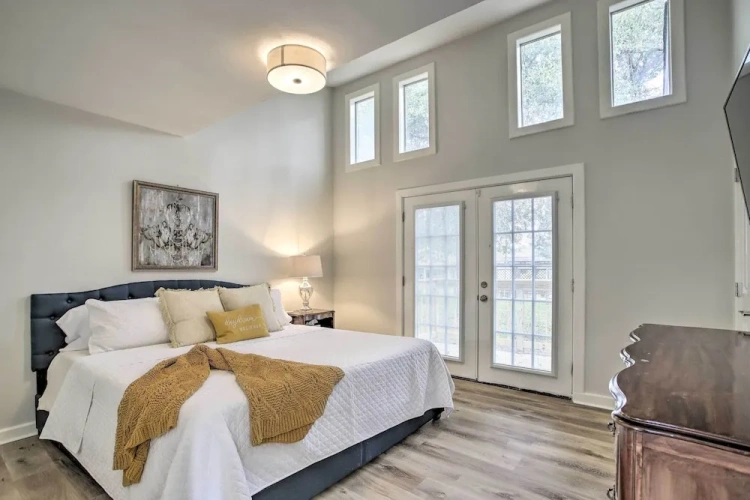 2 Bedrooms Cottage