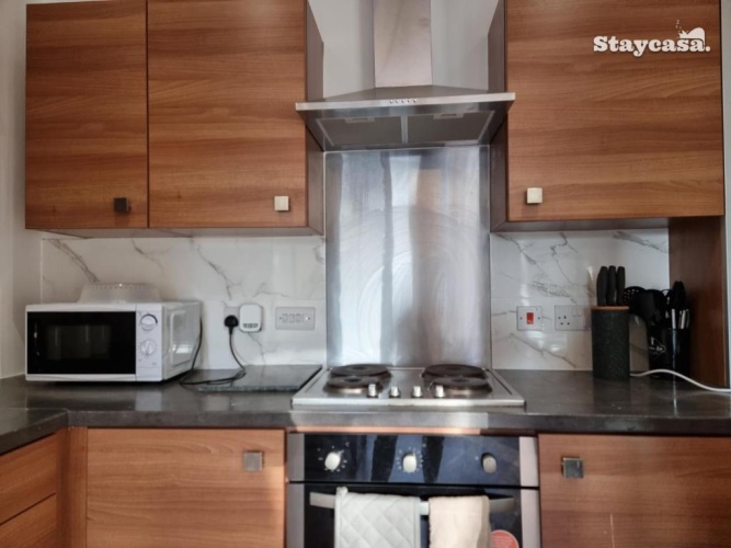 2 Bedrooms Apartment