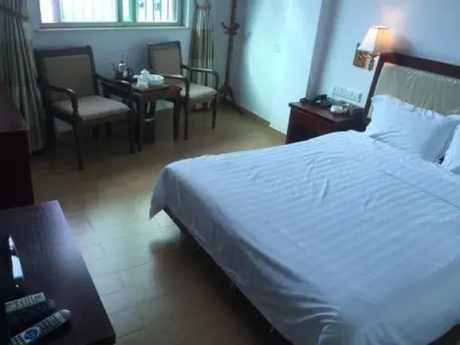 Rencai Hotel (Nan'ao)