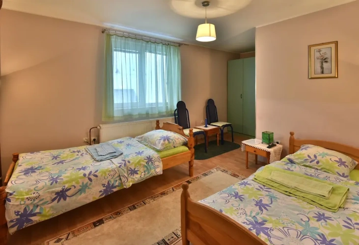 Economy Twin room