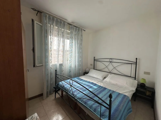 Flat With Side sea View Just Steps From the Beach