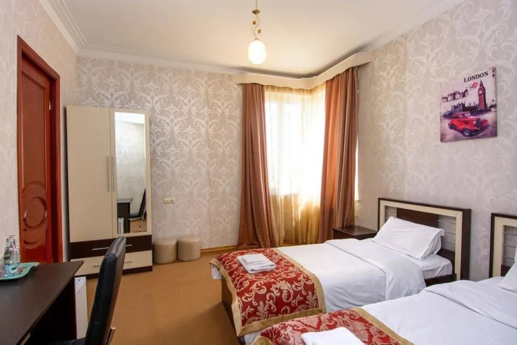 Silk Road Hotel