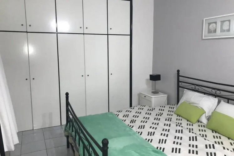 Istos Apartment 1