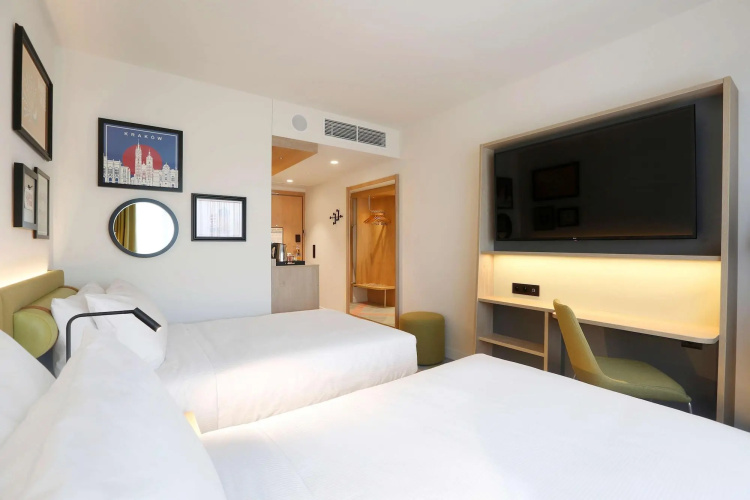 Hampton by Hilton Krakow Airport photo 7