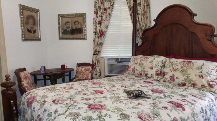 Hidden Springs Bed & Breakfast