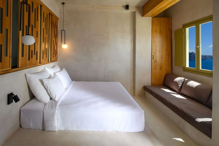 Avra Suite with Caldera view