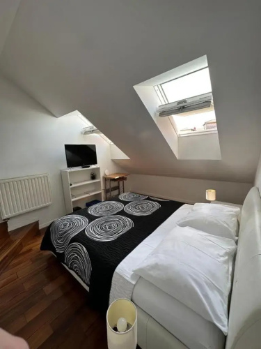 Room DeLuxe