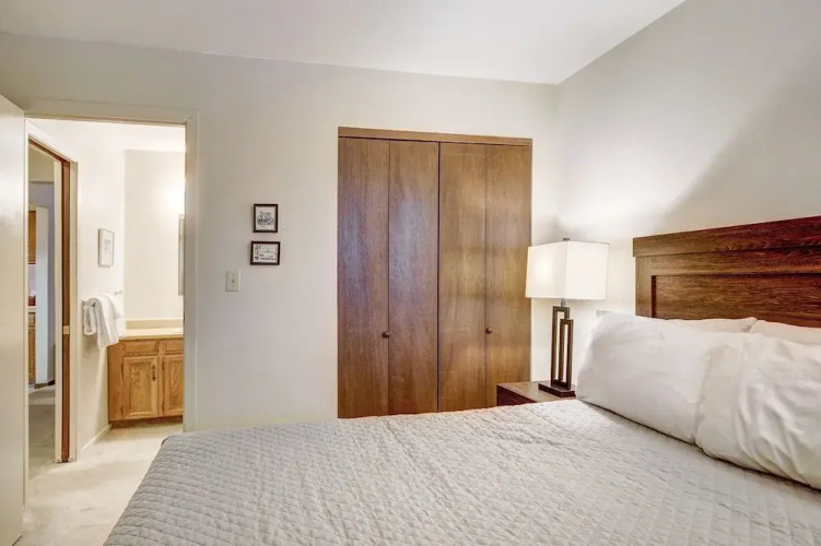 Peak One 206 2 Bedroom Condo by RedAwning