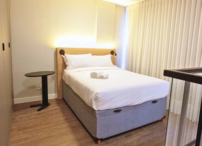Easy Life Campos Salles by Xtay