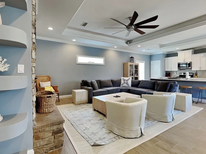 3 Bedrooms Studio