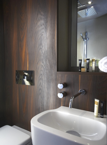 Bloc Hotel Gatwick photo 9