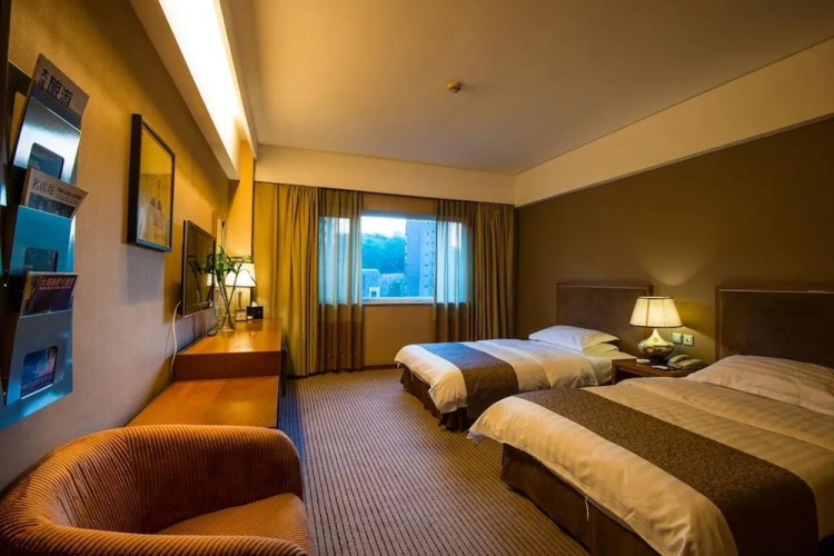 Zhongnan Sunshine Hotel