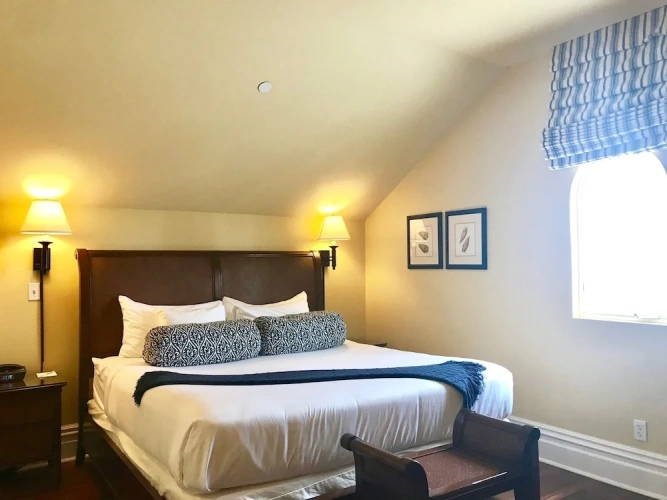 Deluxe Double Studio