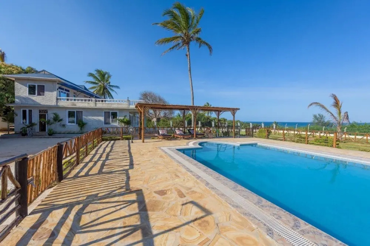 Kichangani Beach house