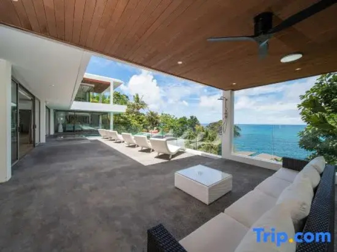 Seascape 6BR Prestige Villa Skyline Pool Maid&Chef
