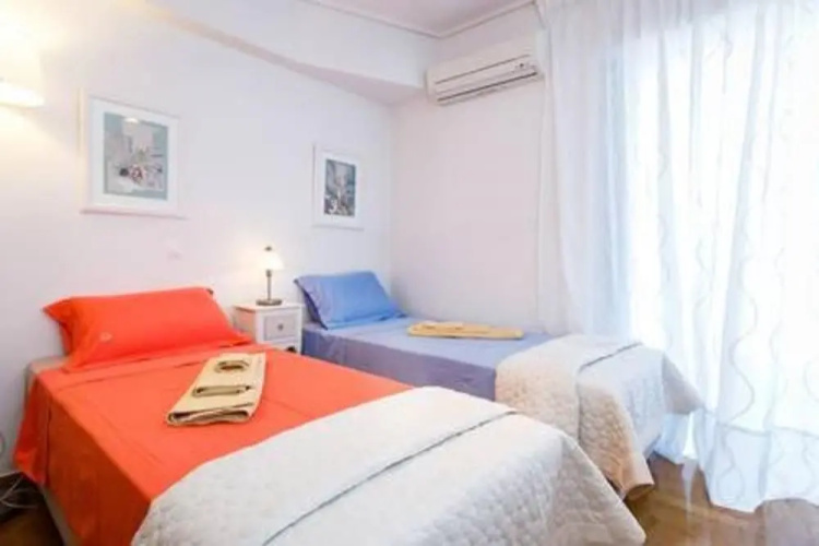 Modern 5thfloor Acropolis view apartment