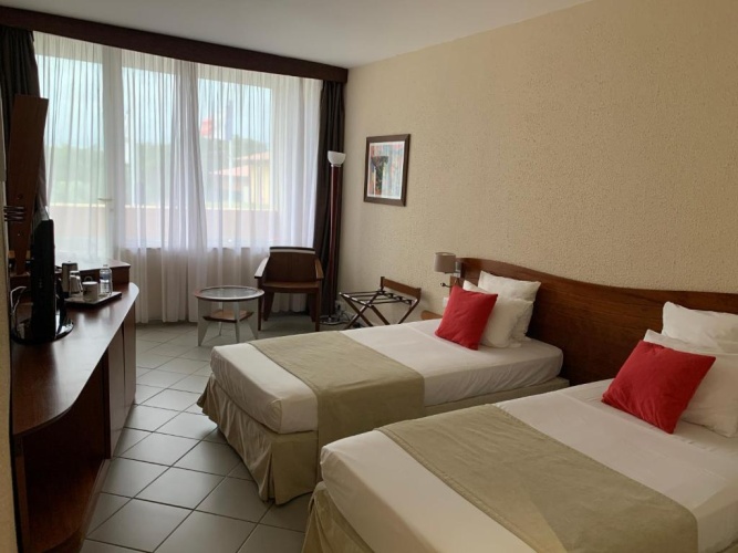 Standard Twin room