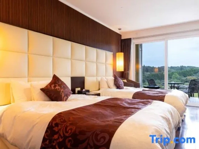 Twin Suite with mountain view