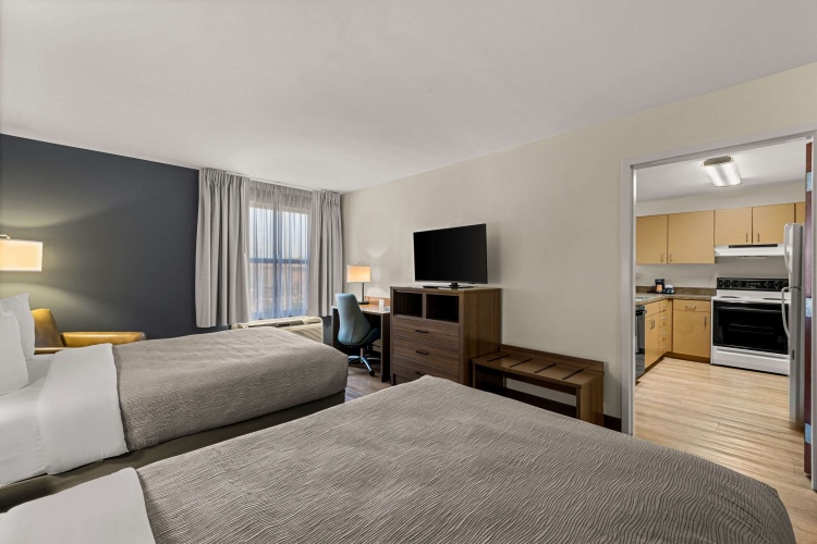Quadruple Suite