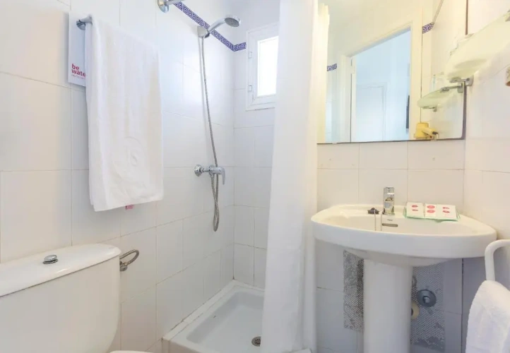 Standard Single room with balcony