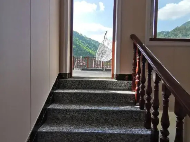 Seven Hotel