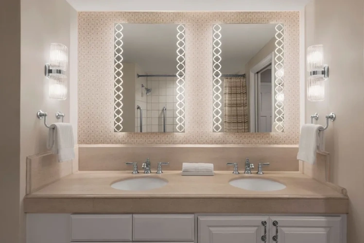 Standard Quadruple room with water view