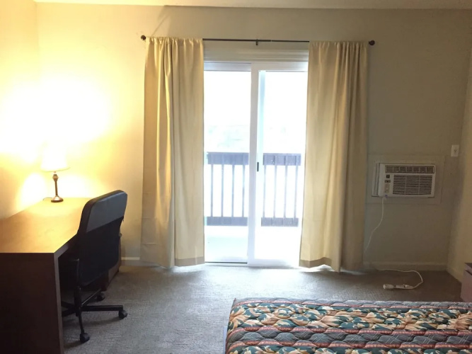 Holiday Lodge