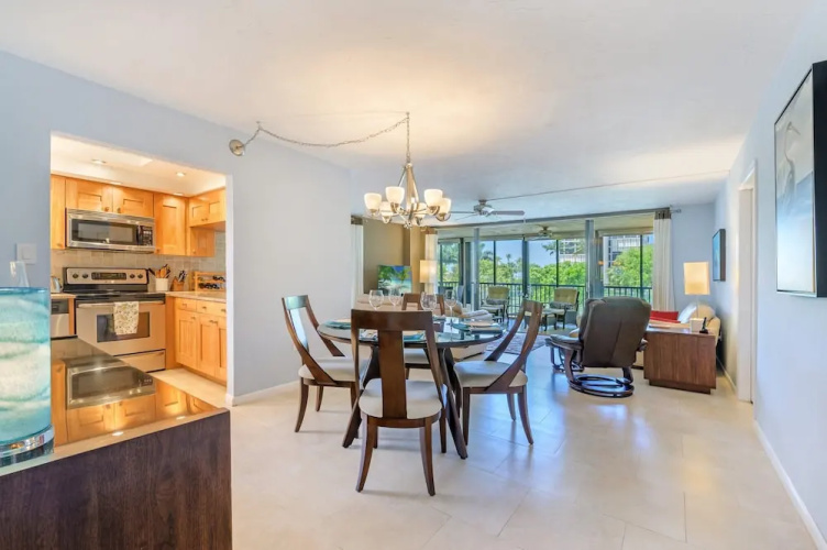Sea Isles Condo