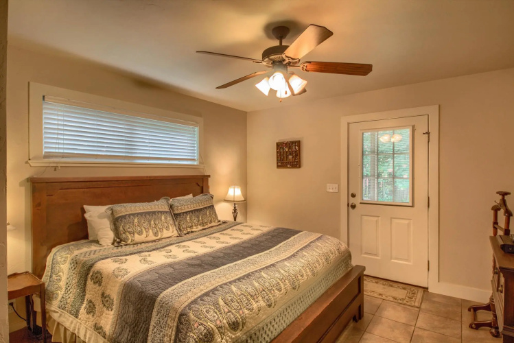 Annettes Cottage A