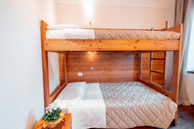 Standard Double room with view