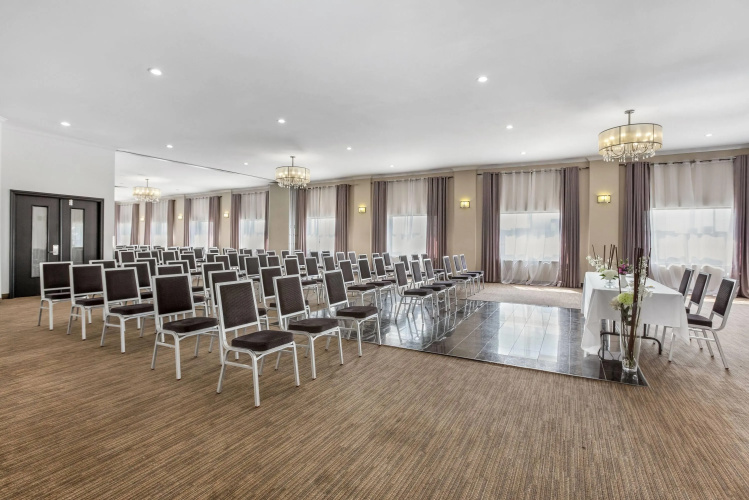 Days Inn by Wyndham Montreal Airport Conference Centre photo 14
