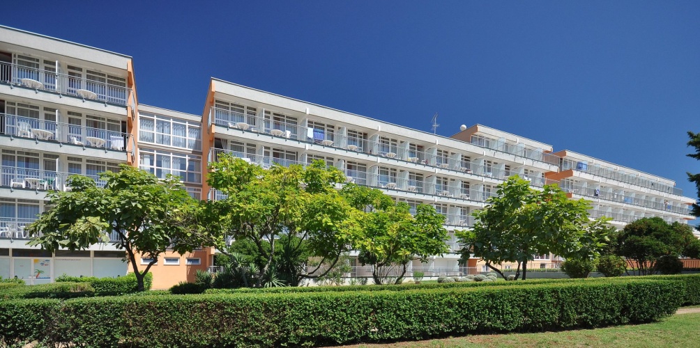 Arena Hotel Holiday