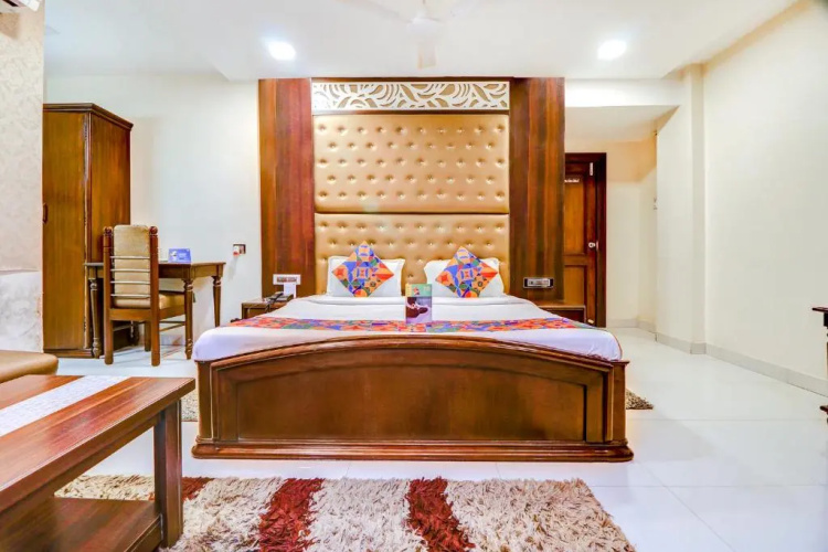 Fabhotel Anandam