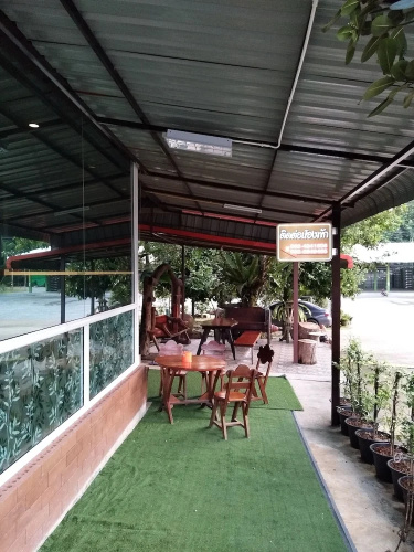 Honey Home Resort