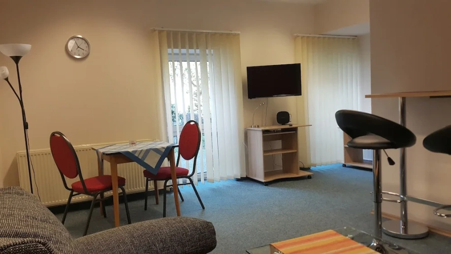 1 Bedroom Suite