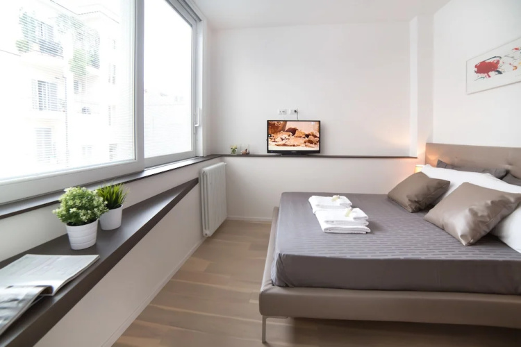 Rent In Rome - Valentino Luxury