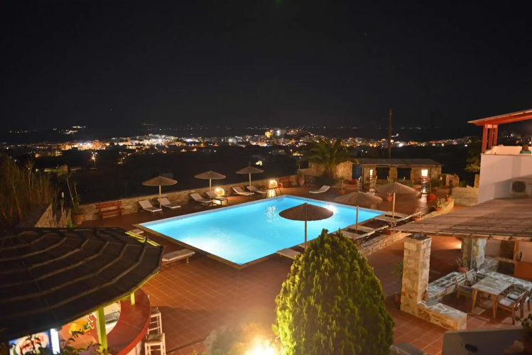 Paradisia Suites