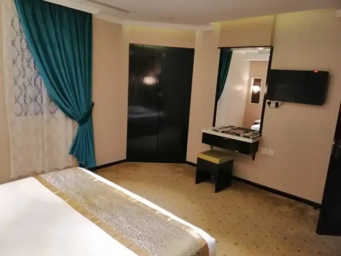 Grand Lily Hotel Suites