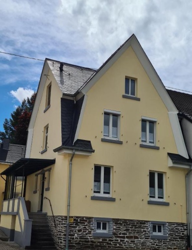 2 Bedrooms Cottage
