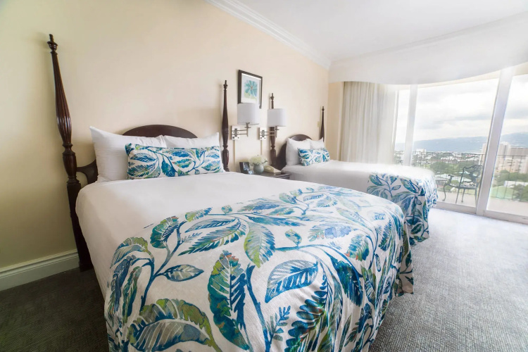 The Courtleigh Hotel and Suites