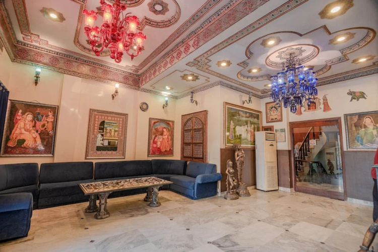 OYO 2428 Hotel Ashish