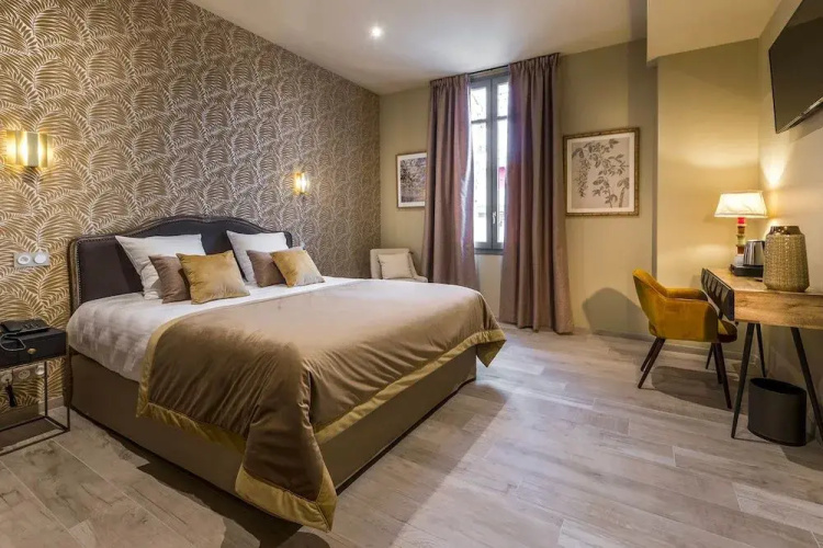 Clos Castel - Hotel